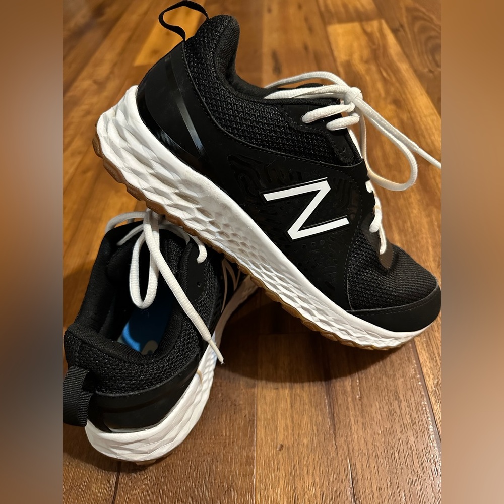 New balance shoes
